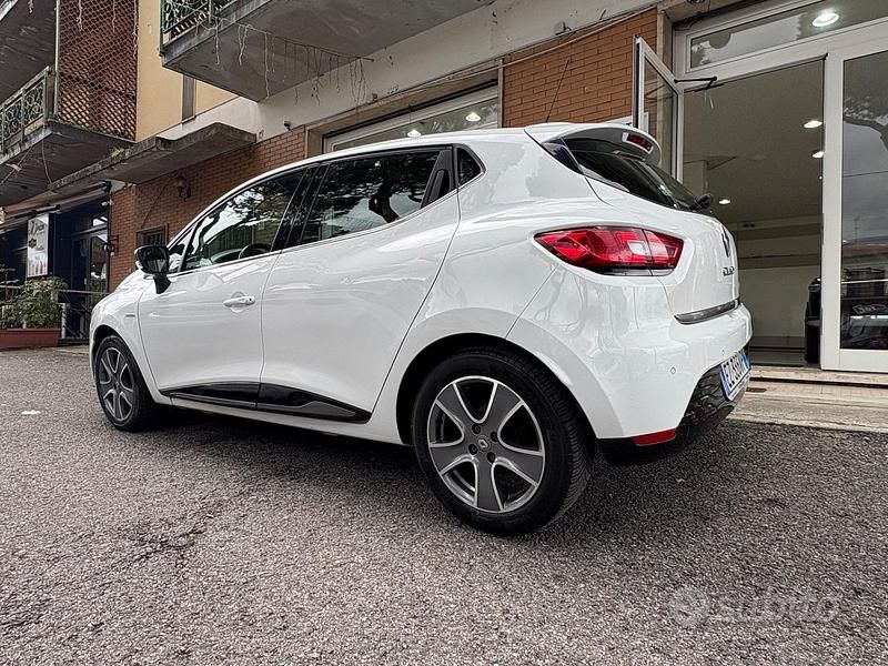 Usata Renault Clio IV 90 CV (66 kW) 2015 Bianco Berlina