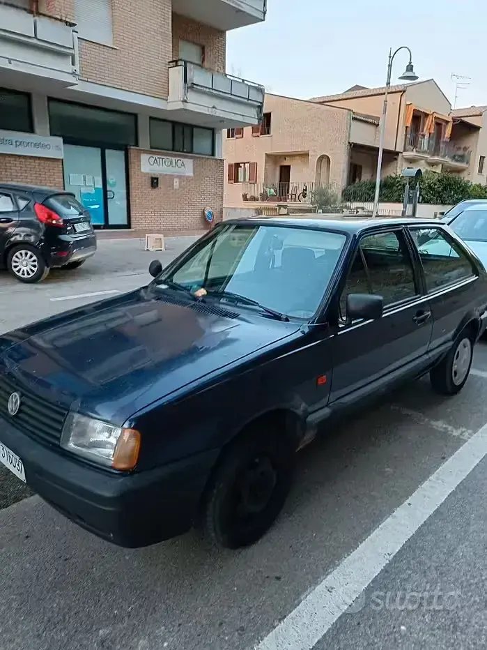 Usata VW Polo 45 CV (33 kW) 1994 Nero Berlina
