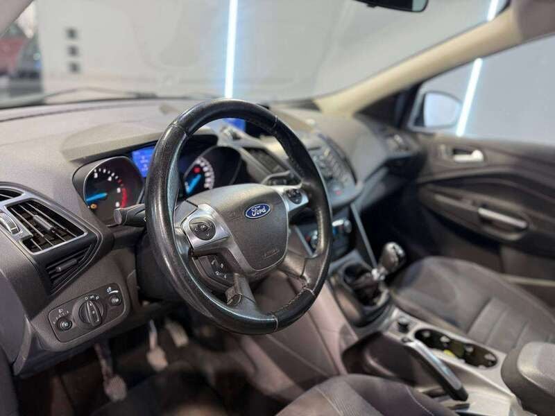 Usata Ford Kuga Titanium 140 CV (102 kW) 2015 Bianco SUV