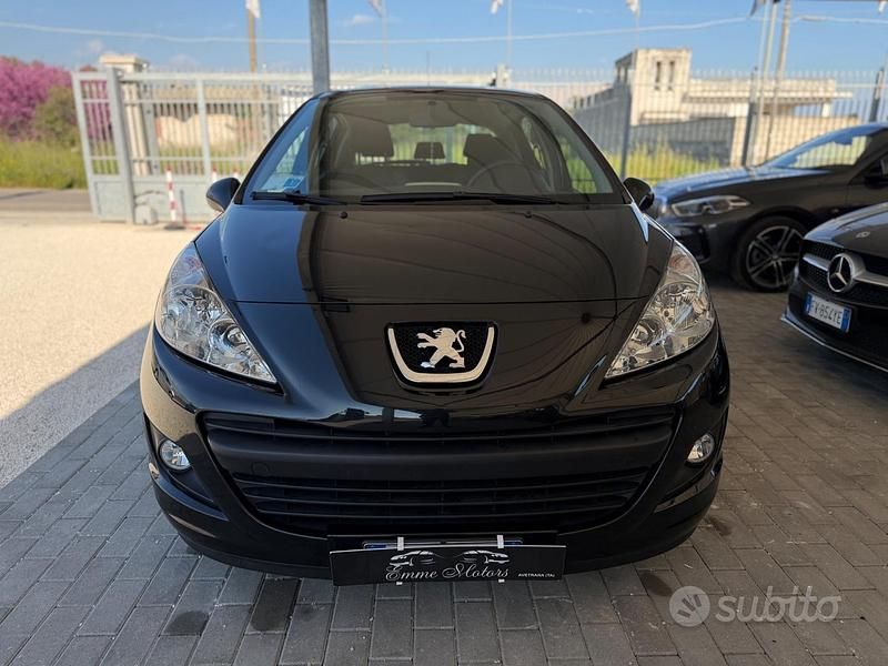 Usata Peugeot 207 70 CV (51 kW) 2012 Nero Berlina