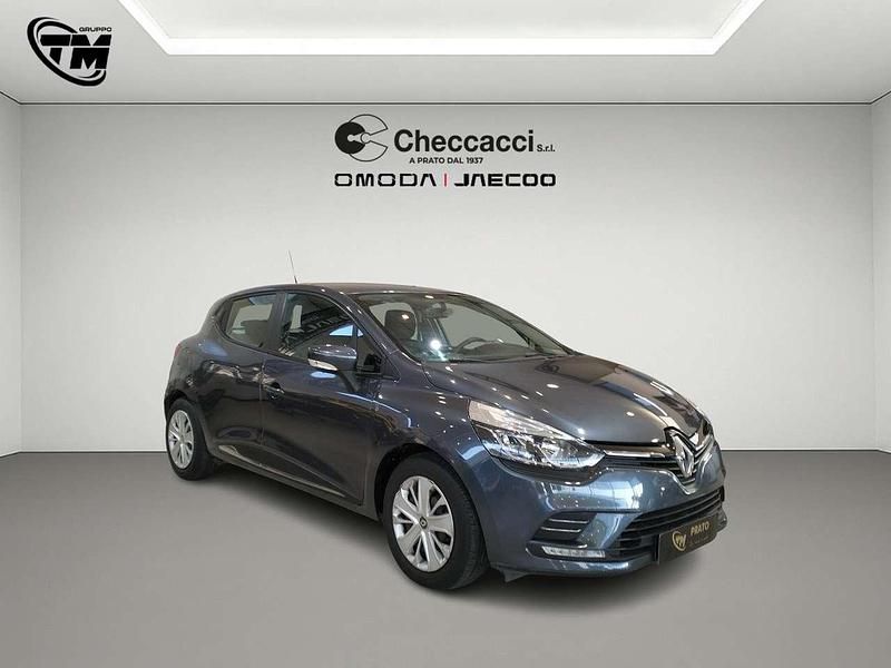 Usata Renault Clio IV Life 75 CV (55 kW) 2019 Grigio Berlina