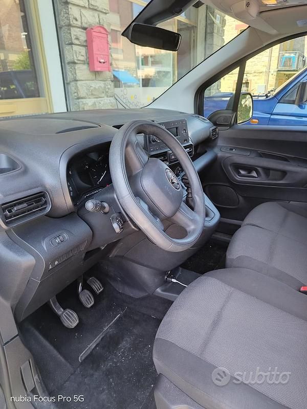 Usata Toyota Proace City City 110 CV (80 kW) 2021 Bianco Monovolume