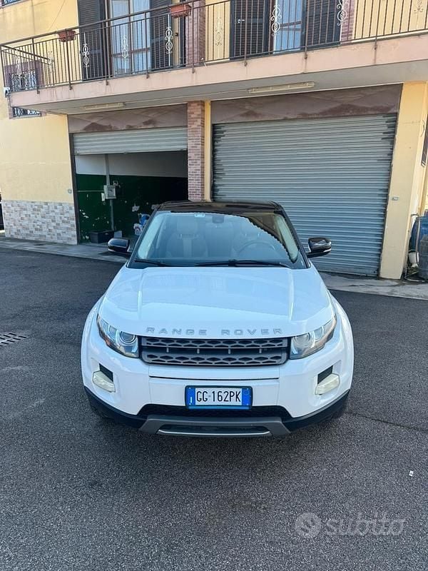 Usata Land Rover Range Rover evoque 150 CV (110 kW) 2012 Bianco SUV