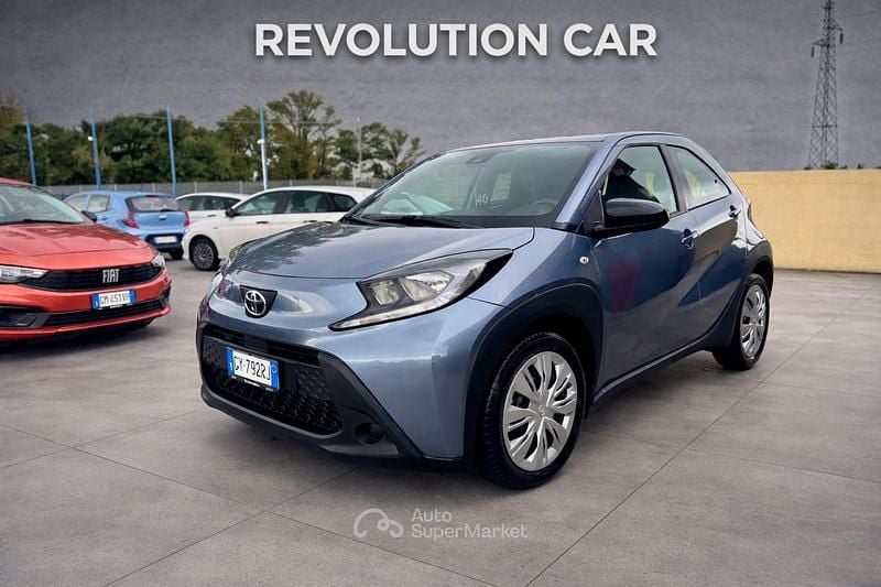 Gray Usata 2025 Toyota Aygo X SUV | 14.990 € (Ottimo prezzo) - Immagine 1/4