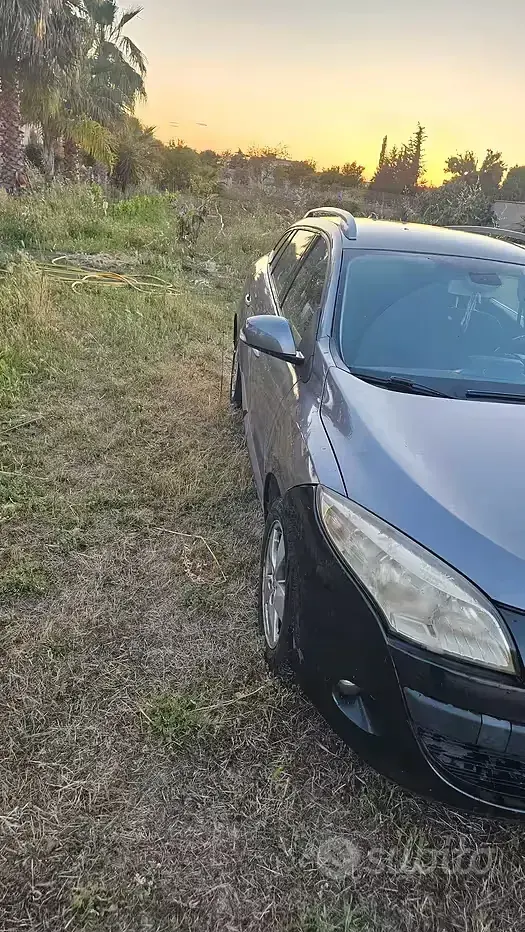 Usata Renault Mégane GrandTour 110 CV (80 kW) 2009 Marrone Station wagon