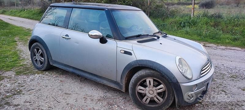 Usata Mini Cooper 75 CV (55 kW) 2006 Grigio Utilitaria