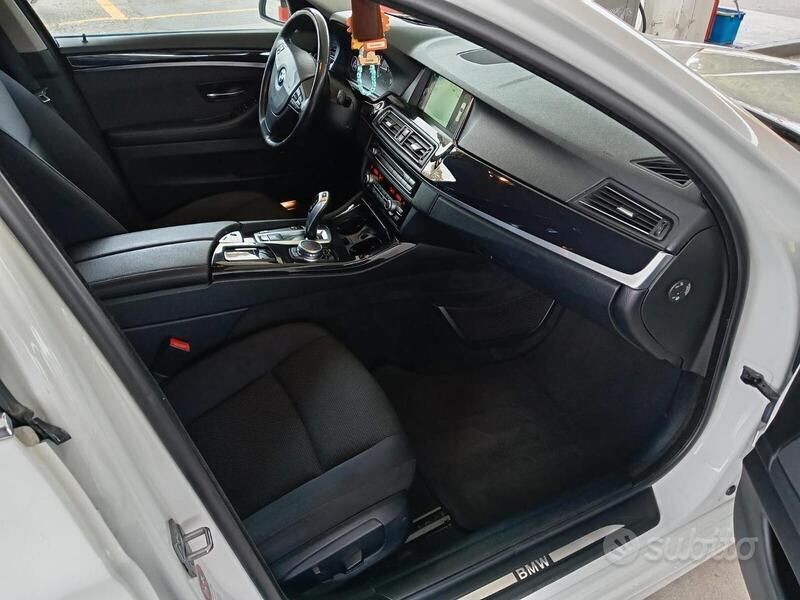 Usata BMW 520 190 CV (139 kW) 2015 Bianco Station wagon