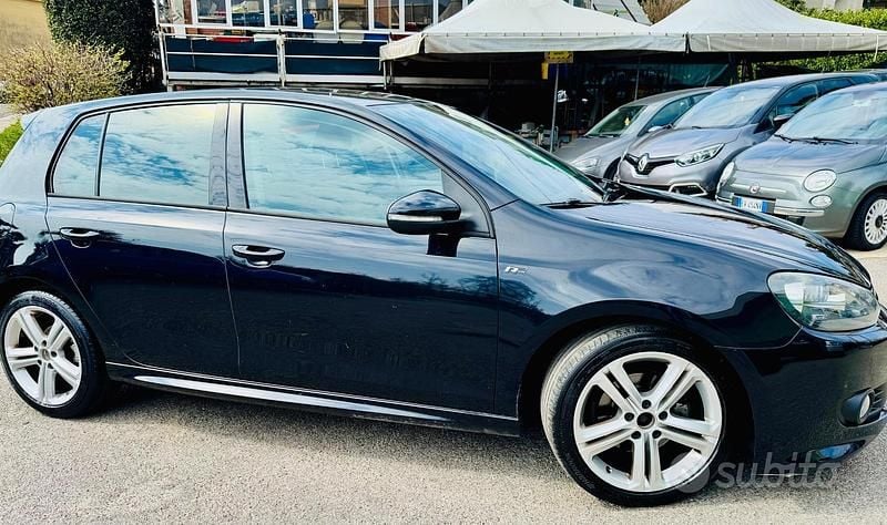 Usata VW Golf VI Highline 104 CV (76 kW) 2011 Nero Utilitaria