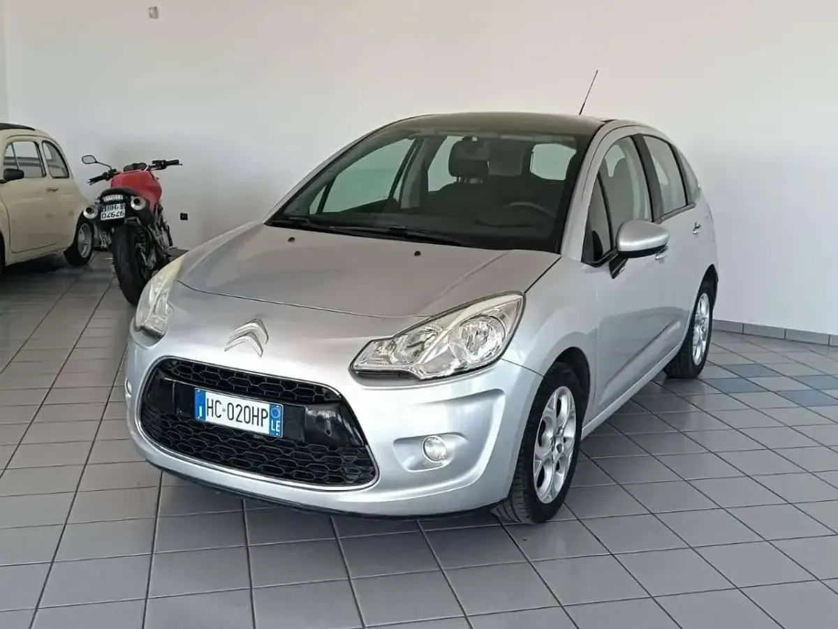Usata Citroën C3 Style 68 CV (50 kW) 2011 Argento Berlina