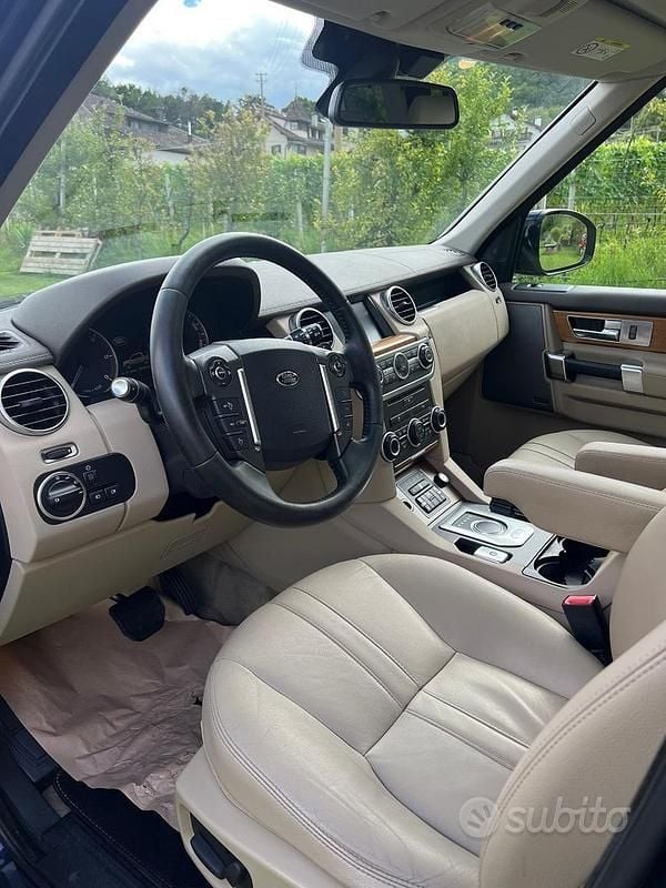 Usata Land Rover Discovery 4 HSE 249 CV (183 kW) 2016 Blu SUV