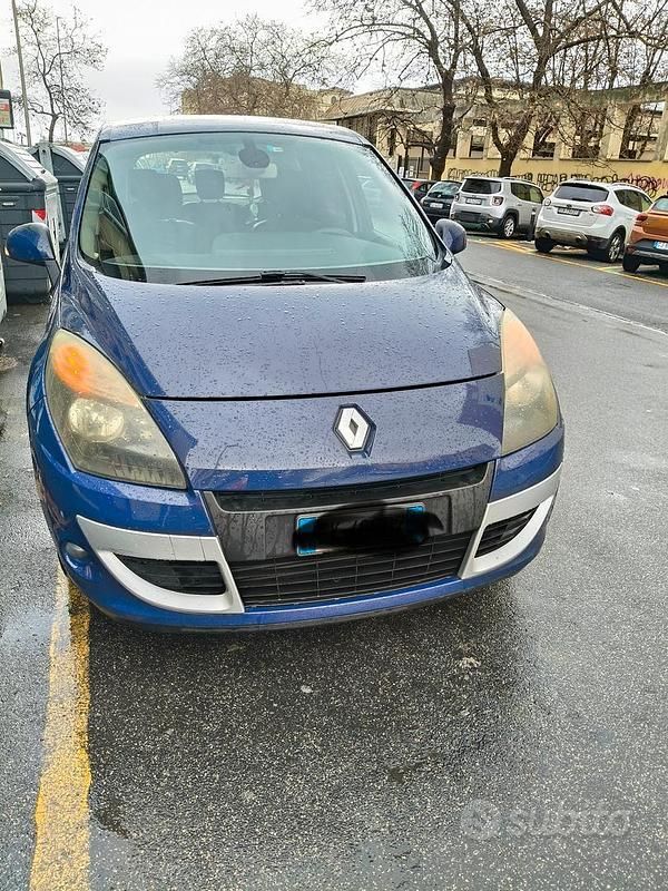 Usata Renault Scénic III 110 CV (80 kW) 2011 Blu Monovolume