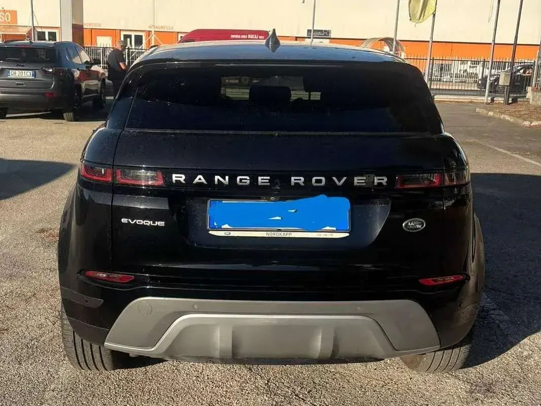 Usata Land Rover Range Rover evoque 163 CV (119 kW) 2022 Nero SUV