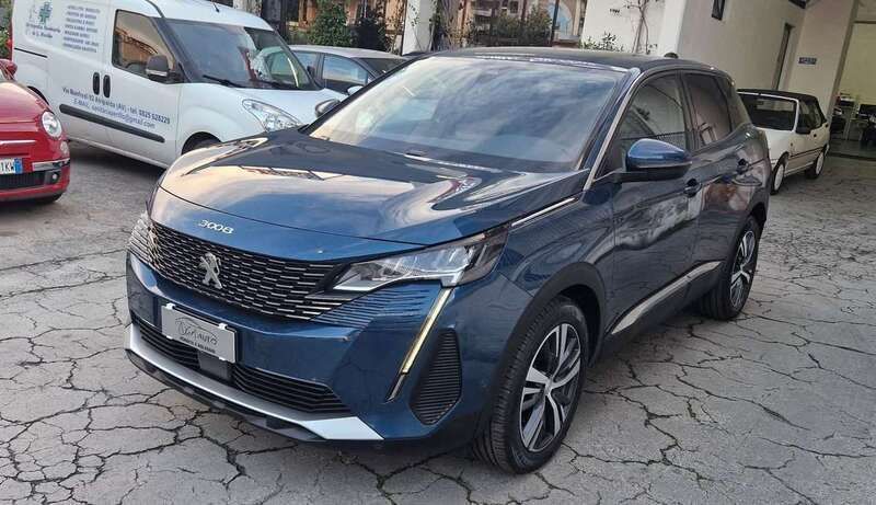 Usata Peugeot 3008 Allure 131 CV (96 kW) 2021 Blu/azzurro SUV