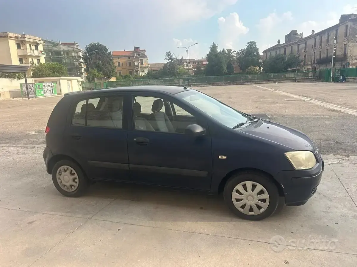 Usata Hyundai Getz Active 82 CV (60 kW) 2005 Blu Utilitaria