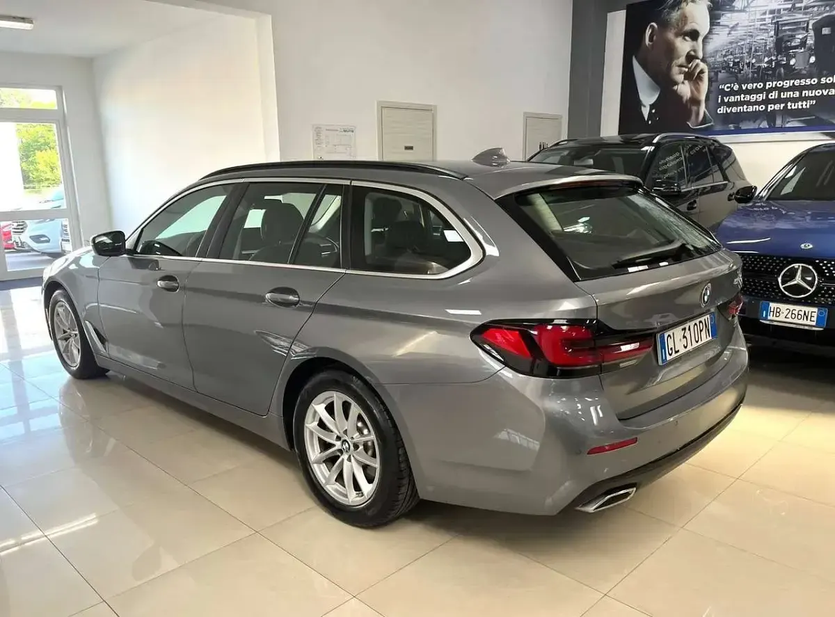 Usata BMW 518 150 CV (110 kW) 2022 Titan silberg Station wagon