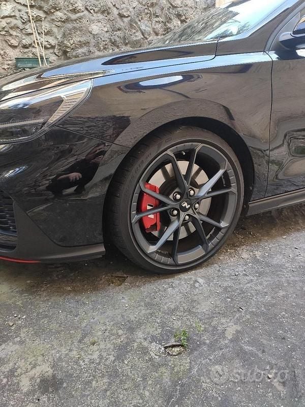 Usata Hyundai i30 280 CV (205 kW) 2022 Nero Berlina
