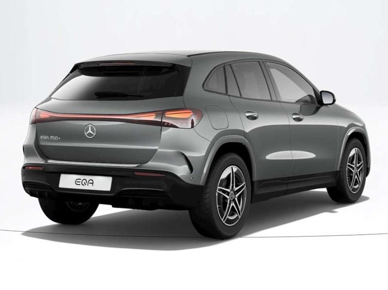 Nuova Mercedes EQA250+ Advanced Plus 94 kW (129 CV) 2026 Grigio montagna / metallizzato SUV