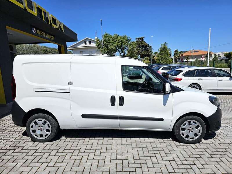 Usato 2019 Fiat Doblò 1.4 CNG_Hybrid 120 CV (10.400 €)