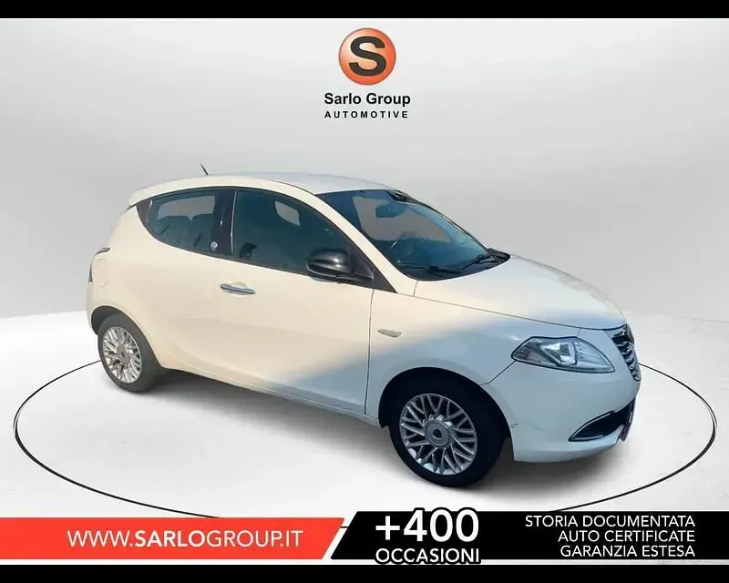 Usata Lancia Ypsilon Gold 69 CV (50 kW) 2014 Utilitaria