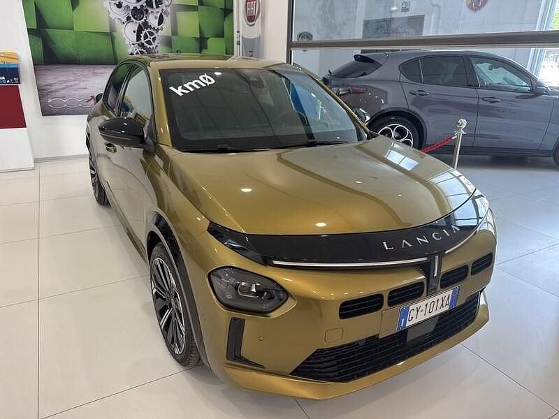 Nuova Lancia Ypsilon 110 CV (80 kW) 2025 Oro Utilitaria