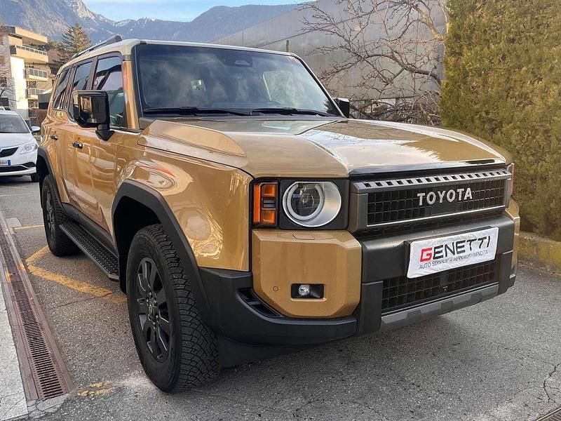 Usata Toyota Land Cruiser Edition 205 CV (150 kW) 2024 Beige SUV