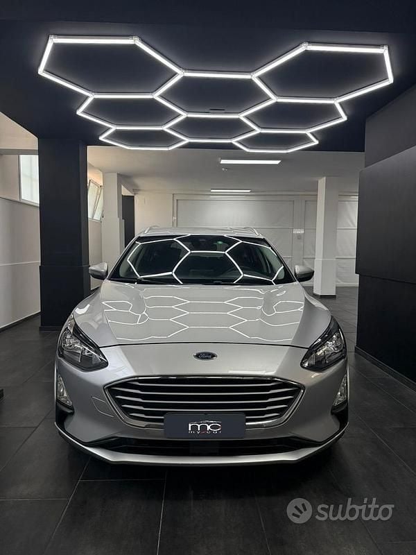 Usata Ford Focus 120 CV (88 kW) 2021 Grigio Station wagon