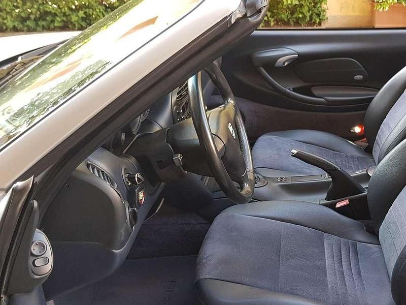 Usata Porsche Boxster 220 CV (161 kW) 2000 Grigio Cabrio