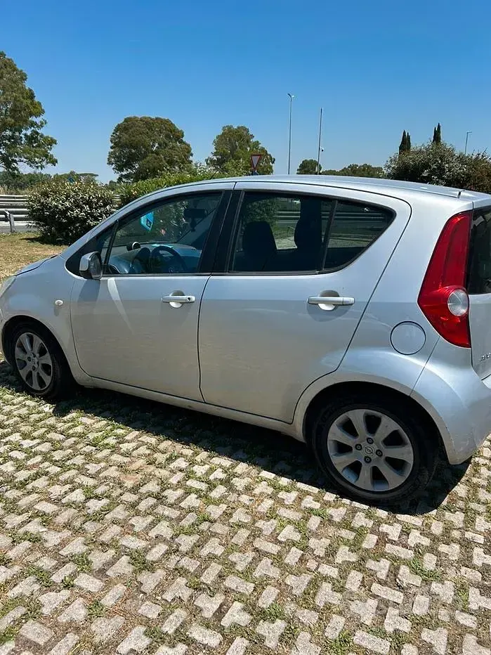 Usata Opel Agila 86 CV (63 kW) 2008 Grigio Utilitaria