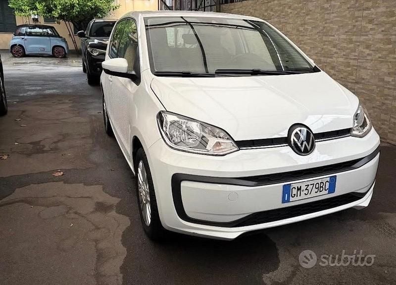Usata VW up! 67 CV (49 kW) 2023 Bianco Utilitaria
