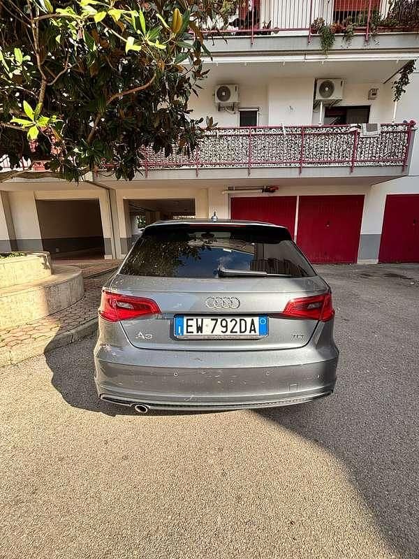 Usata Audi A3 Attraction 110 CV (80 kW) 2015 Grigio Berlina