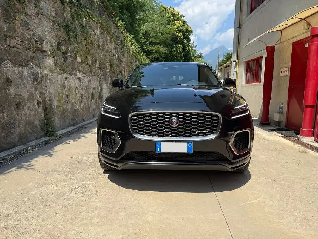 Usata Jaguar E-Pace R-Dynamic 163 CV (119 kW) 2022 Nero SUV