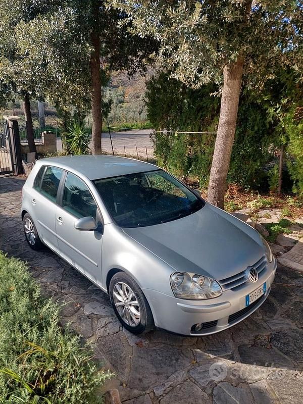 Usata VW Golf IV 2006 Grigio Berlina