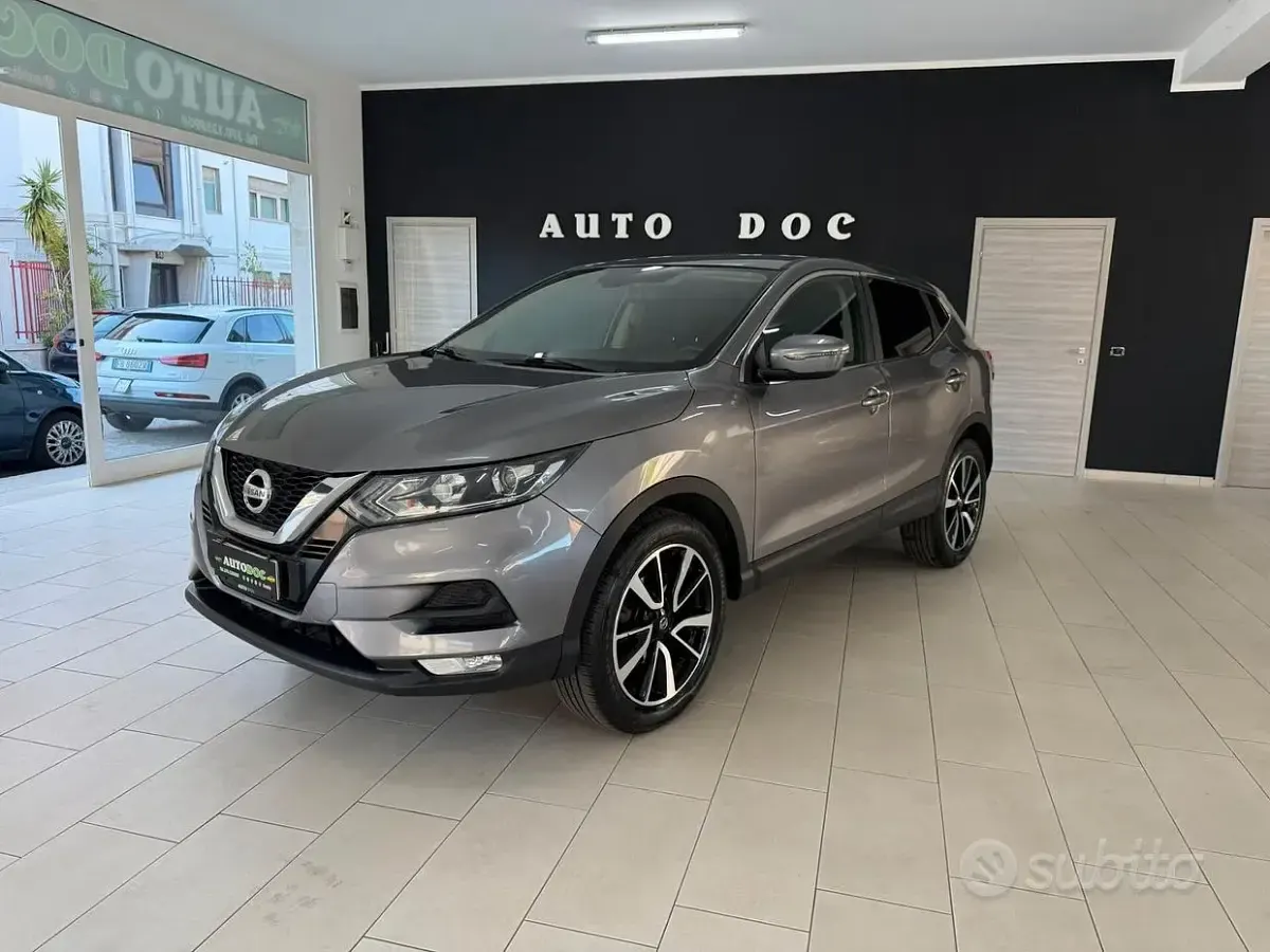 Usata Nissan Qashqai Visia 110 CV (80 kW) 2018 Grigio SUV