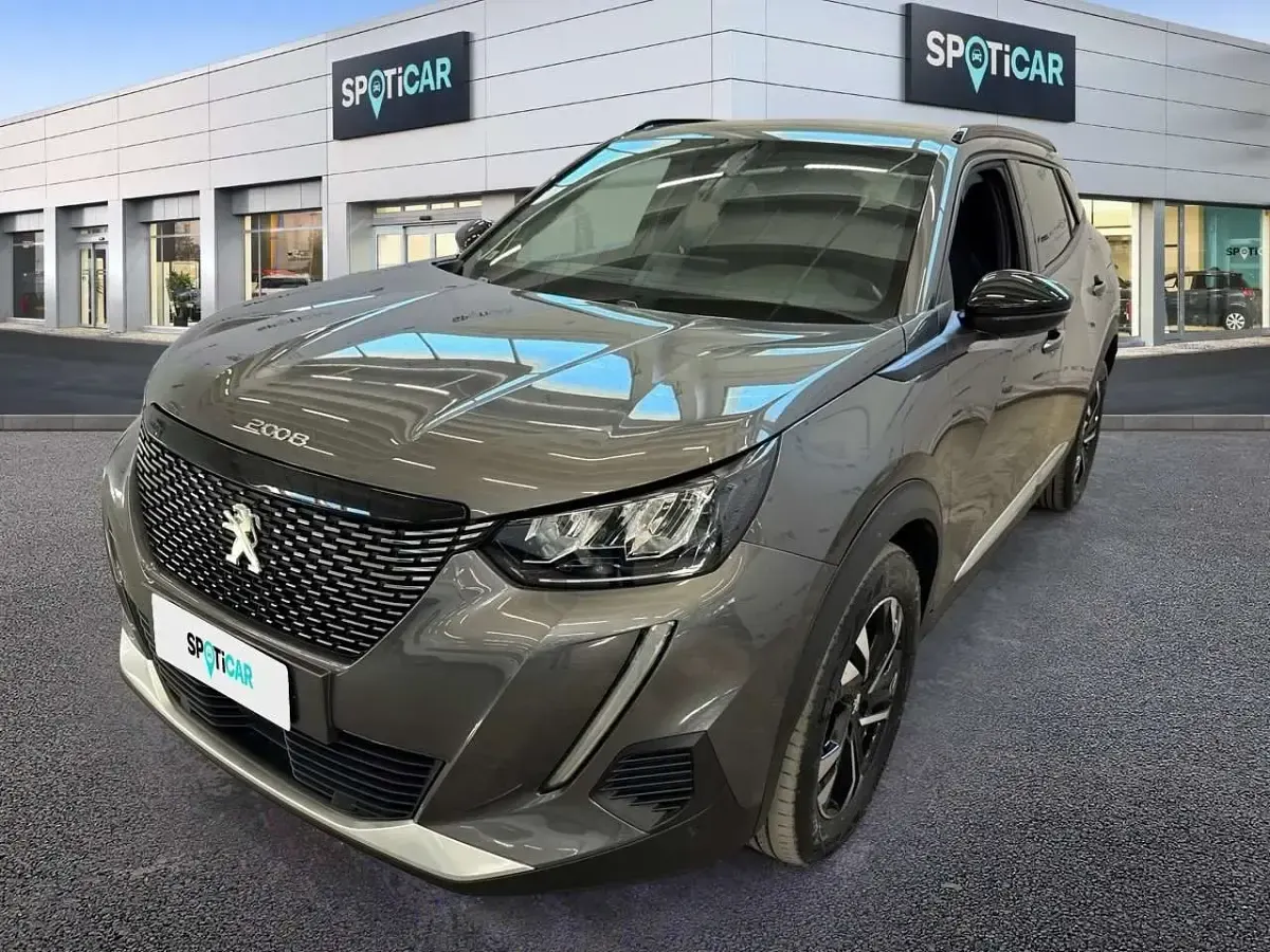 Usata Peugeot 2008 Allure 131 CV (96 kW) 2023 SUV