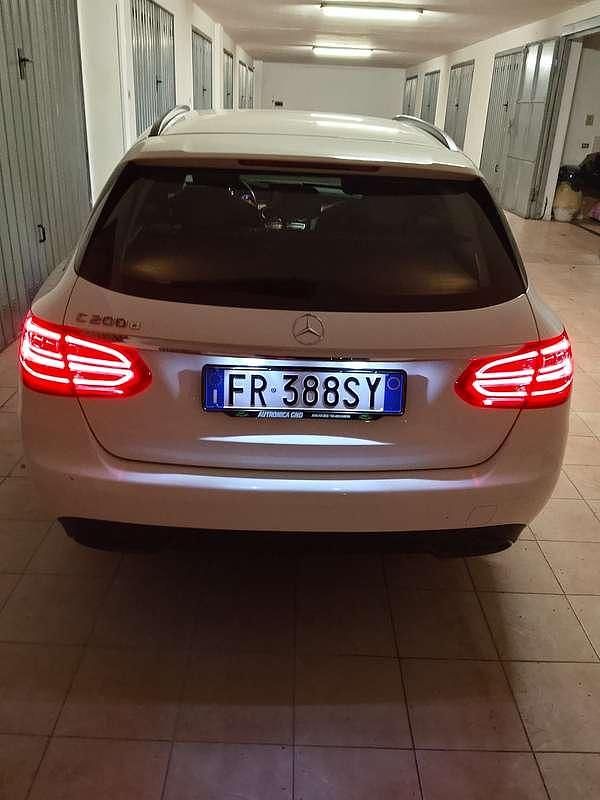 Usata Mercedes C200 136 CV (100 kW) 2018 Bianco Station wagon
