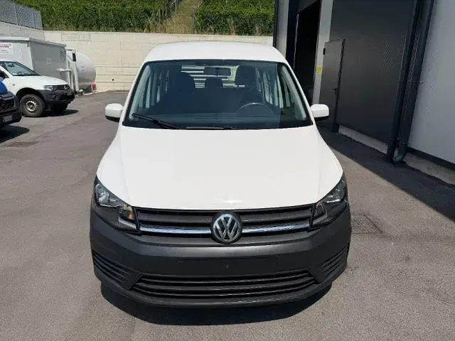 Usata VW Caddy 102 CV (75 kW) 2018 Bianco Monovolume