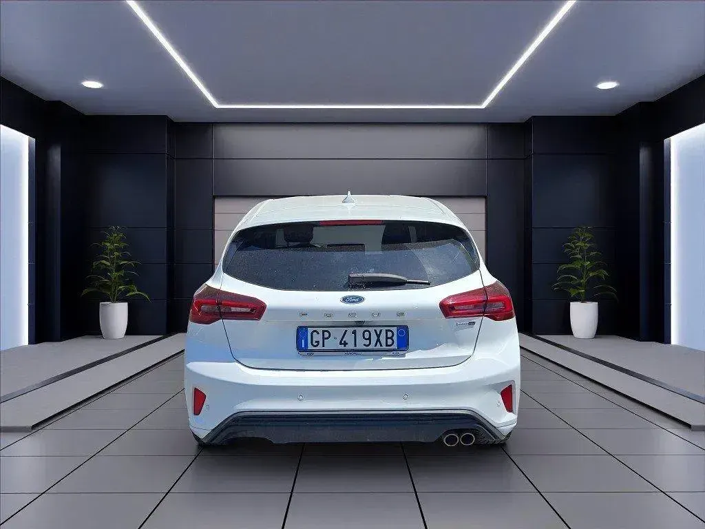 Usata Ford Focus ST-Line 155 CV (114 kW) 2023 Berlina