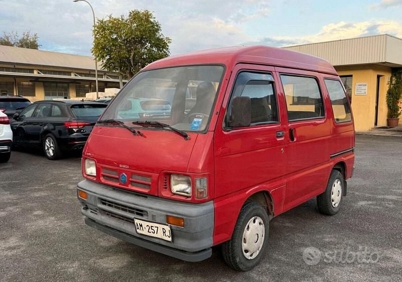 Usata Piaggio Porter 61 CV (44 kW) 1993 Rosso Berlina