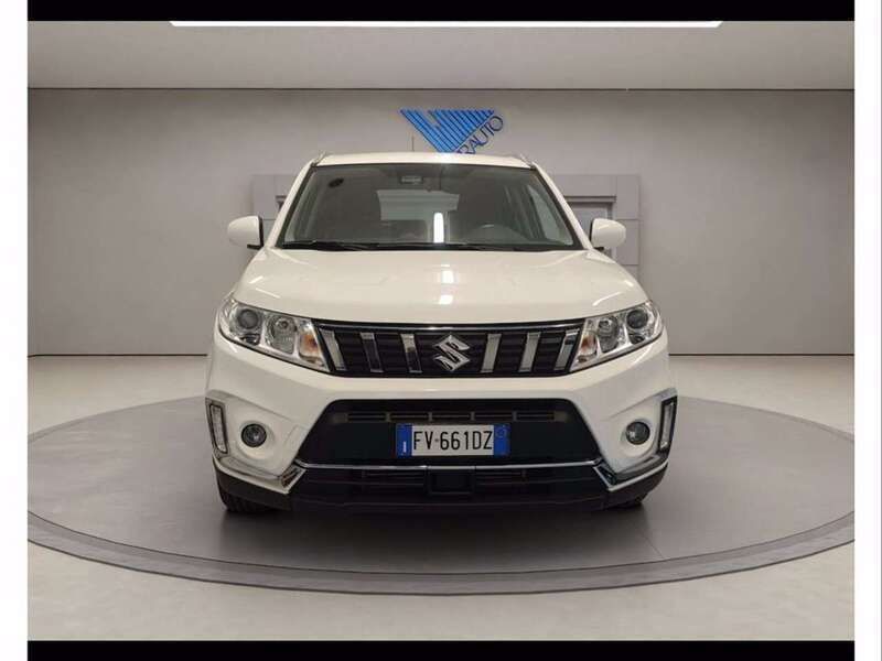 Usata Suzuki Vitara 111 CV (81 kW) 2019 Bianco frozen SUV