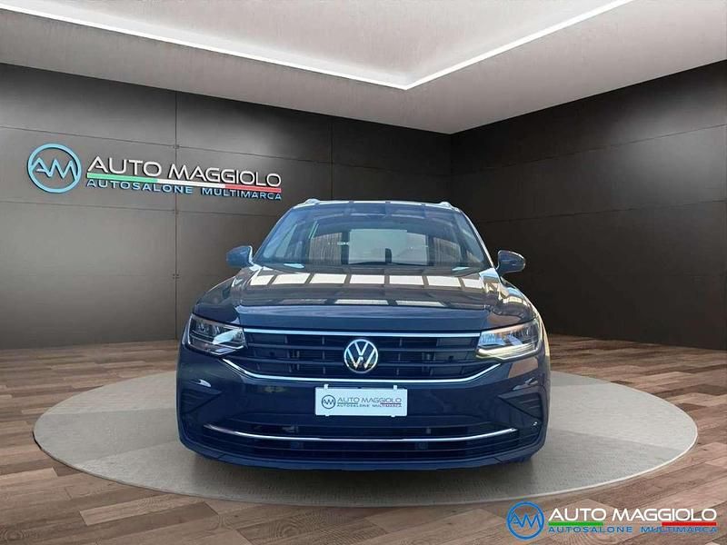 Usata VW Tiguan Life 150 CV (110 kW) 2022 Grigio scuro SUV