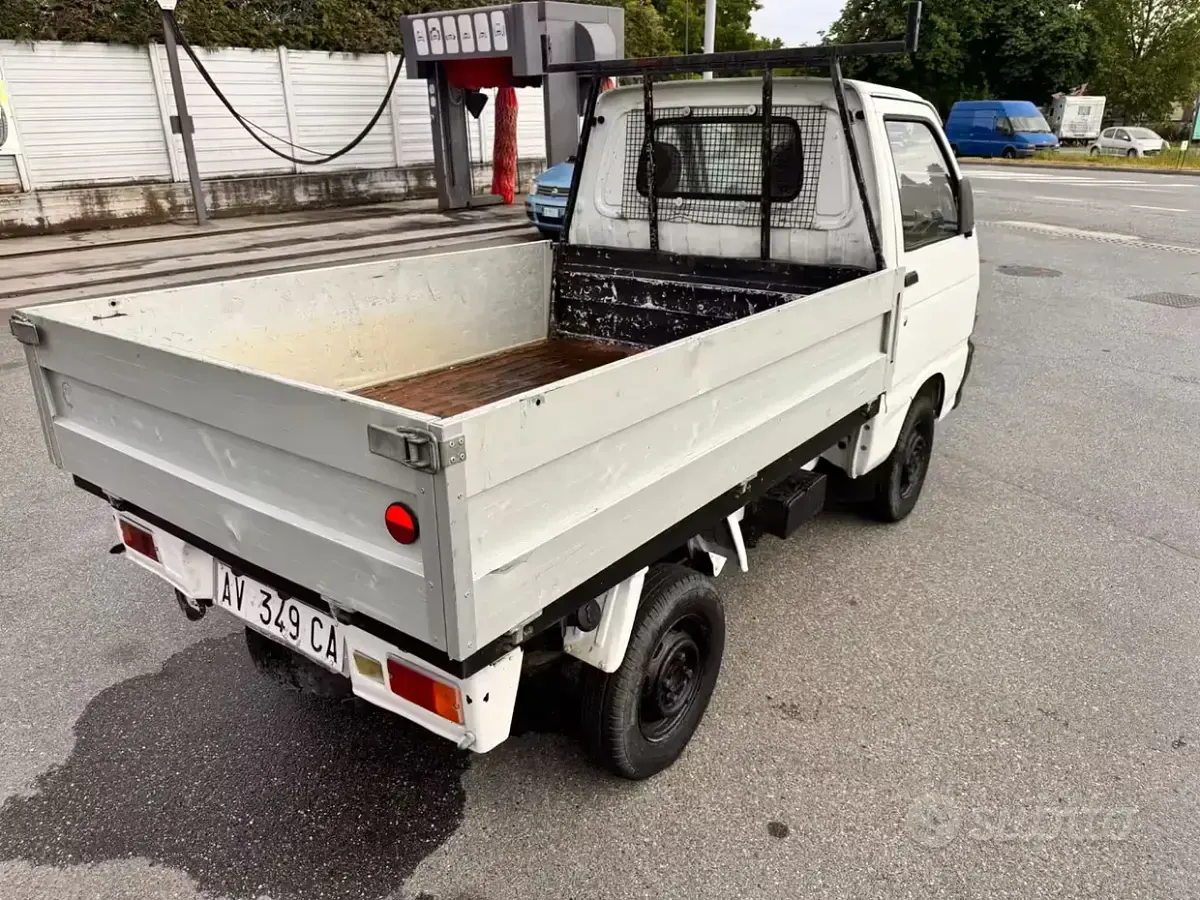 Usata Piaggio Porter 48 CV (35 kW) 1997 Bianco Pick-up