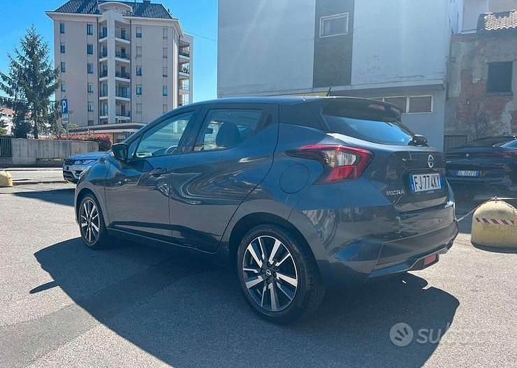 Usata Nissan Micra Acenta 71 CV (52 kW) 2017 Grigio Utilitaria
