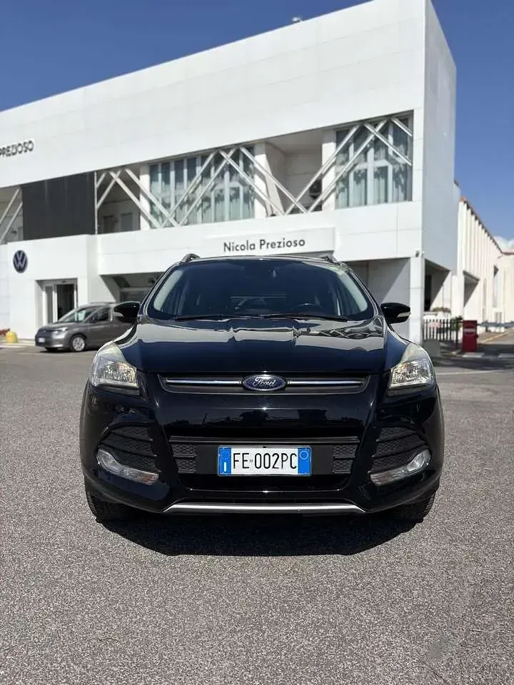 Usata Ford Kuga S 120 CV (88 kW) 2016 Nero SUV