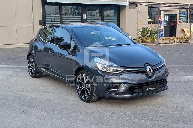 Usata Renault Clio IV Zen 90 CV (66 kW) 2019 Grigio Berlina