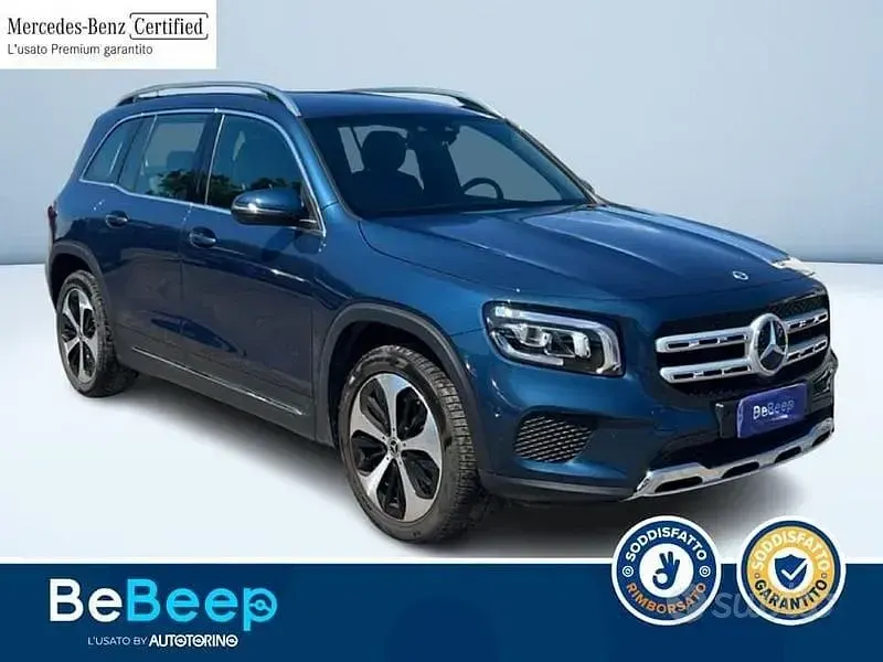 Usata Mercedes GLB200 150 CV (110 kW) 2023 Blu metallizzato SUV