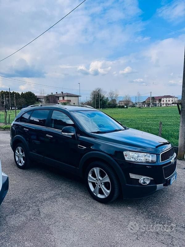 Usata Chevrolet Captiva LTZ 186 CV (136 kW) 2011 Nero SUV