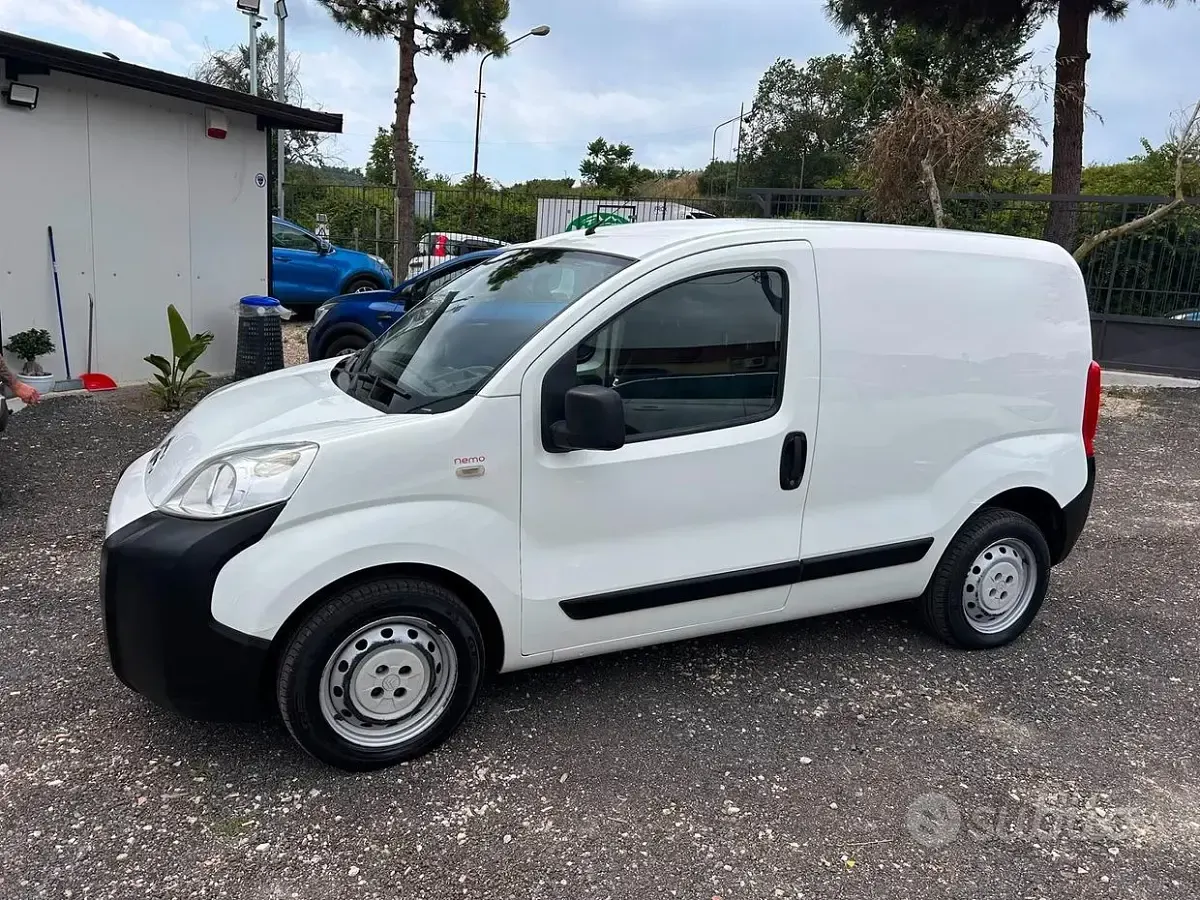 Usata Citroën Nemo 73 CV (53 kW) 2012 Bianco Monovolume