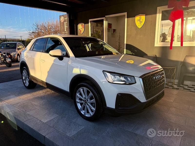 Usata Audi Q2 Business 115 CV (84 kW) 2022 Bianco SUV