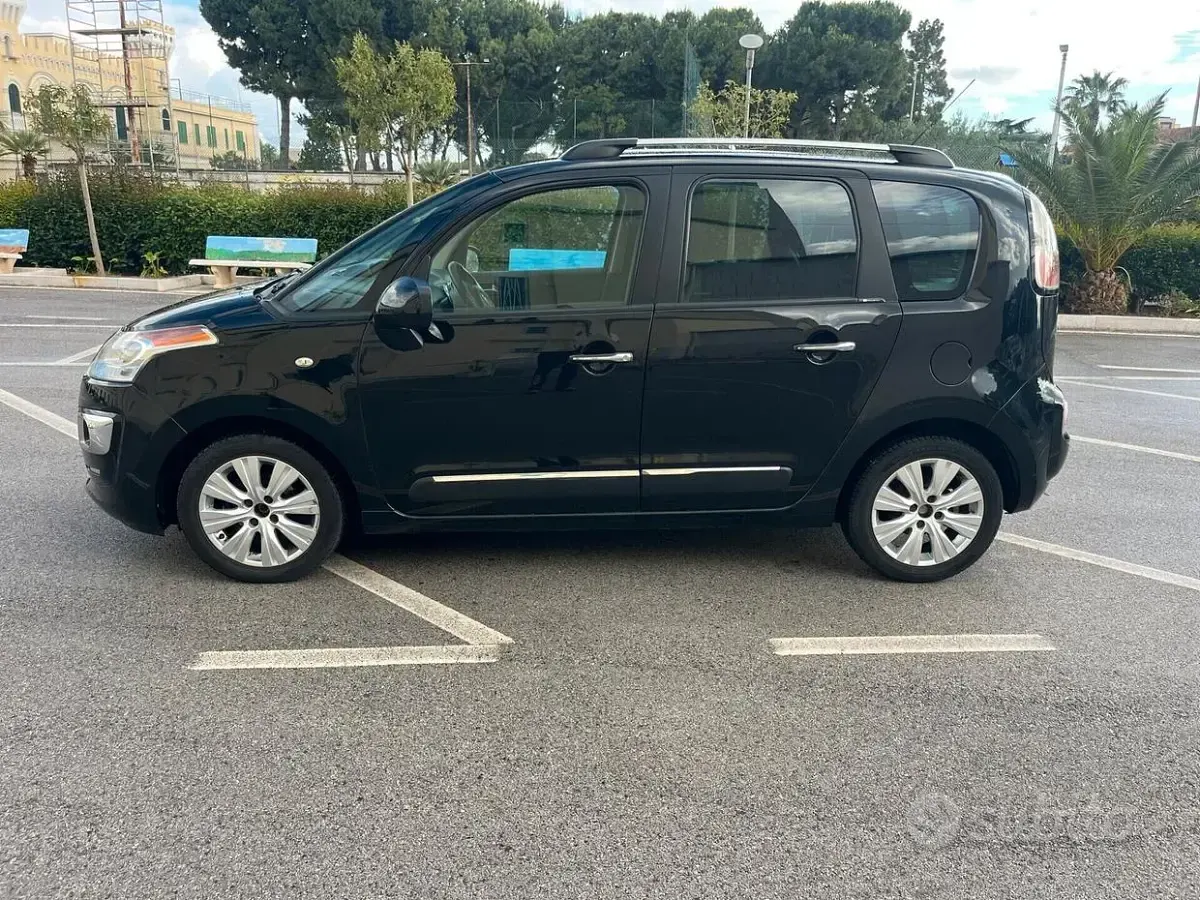 Usata Citroën C3 Picasso Exclusive 99 CV (72 kW) 2016 Nero Monovolume