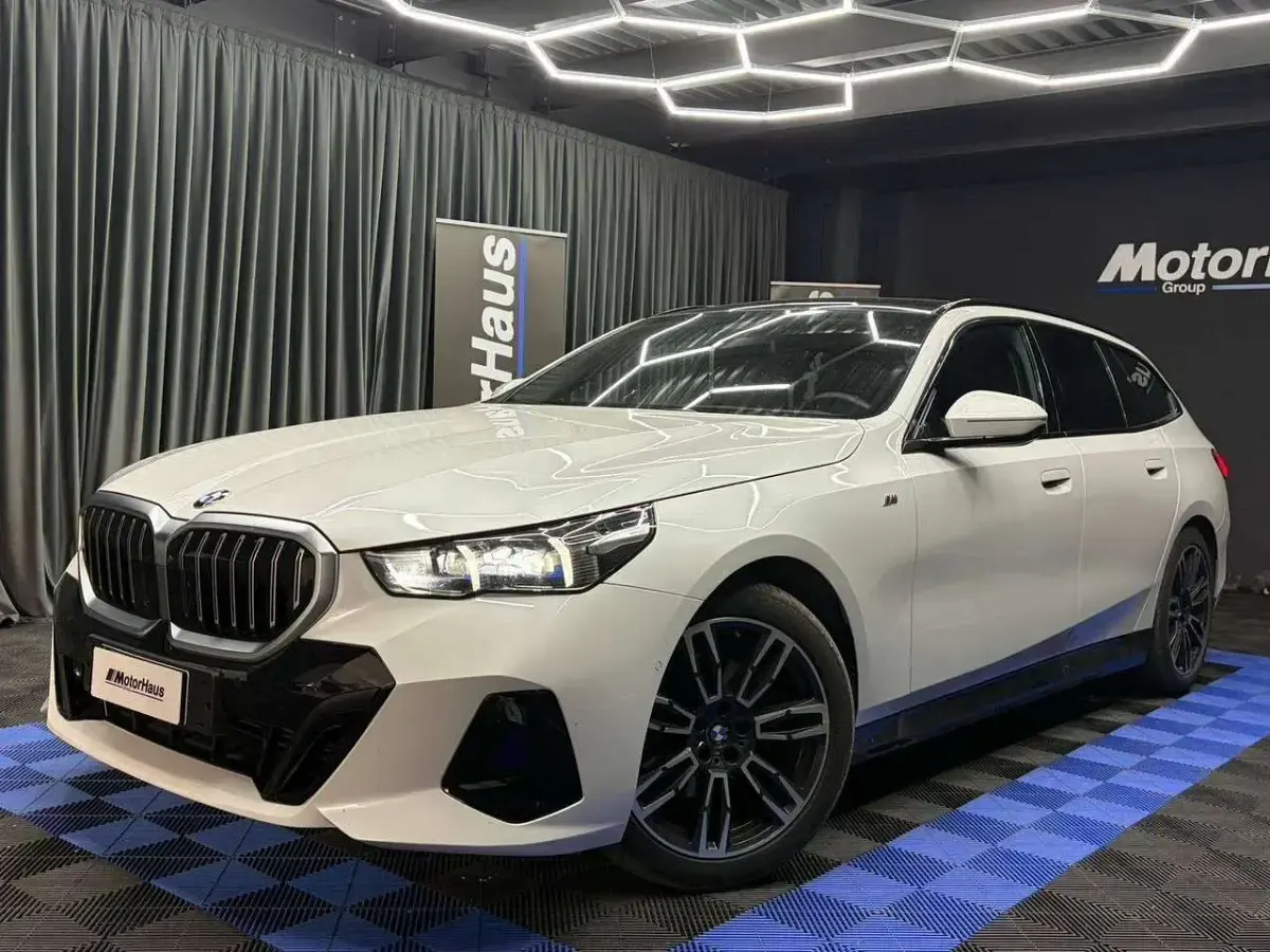 Usata BMW 520 M Sport 197 CV (144 kW) 2024 Bianco Station wagon